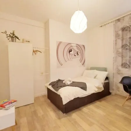 Hostel Centrum Miasta - Przyjemne